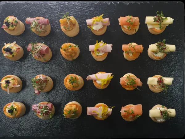 Produktbild von Pastetchen Mix (24 Stk)